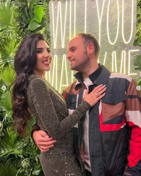 هادية غالب بعد انفصالها عن خطيبها: لسة بنحب بعض